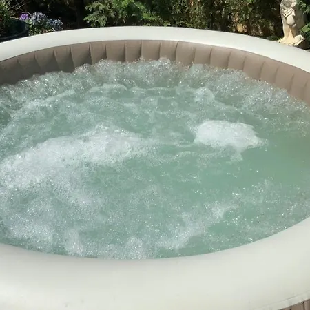 La Grange , Deluxe Double With Shower * Saint-Germain-du-Seudre